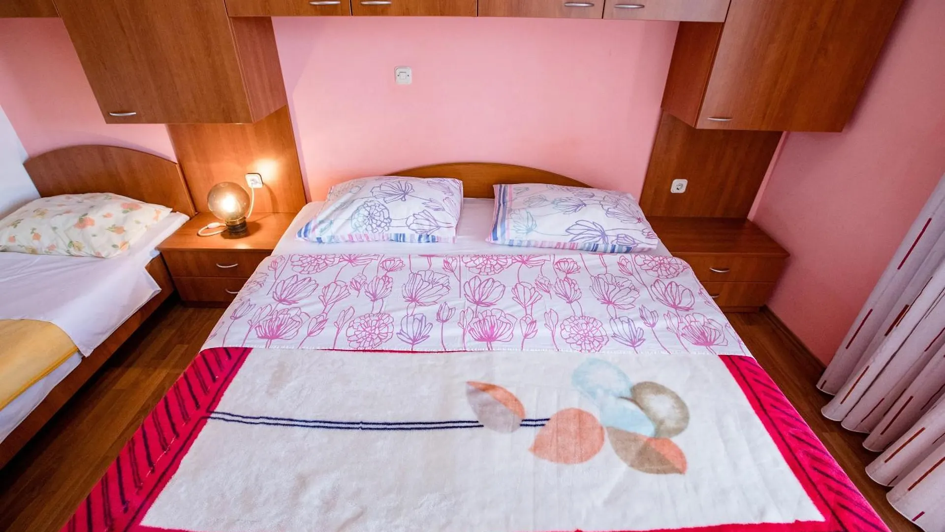 Apartments With A Parking Space Lopar, Rab - 22558  Lopar