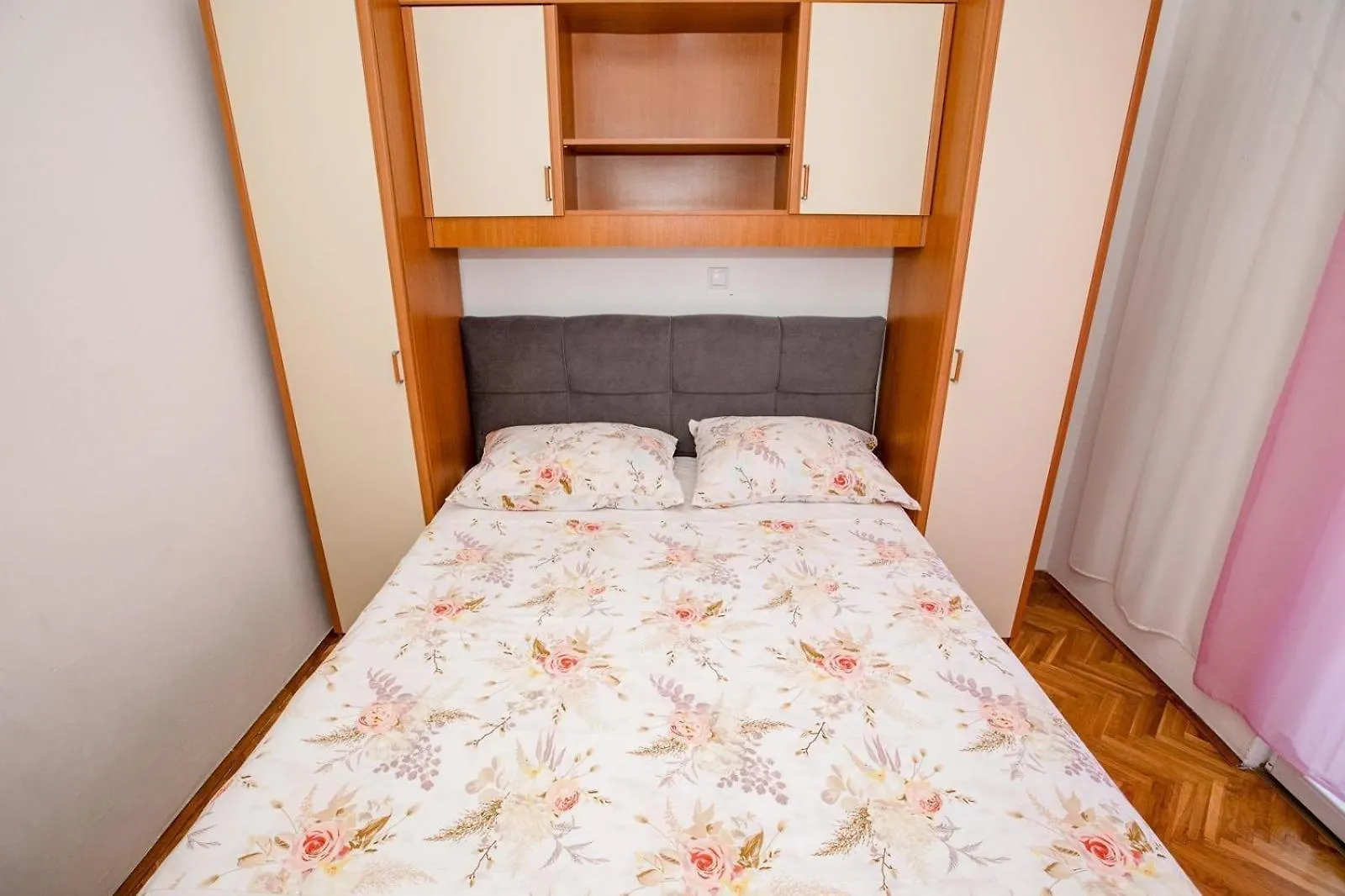Apartments With A Parking Space Lopar, Rab - 22558  Lopar